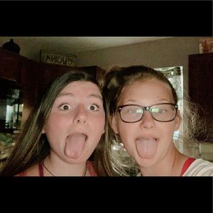 Meet your Posher, Ava